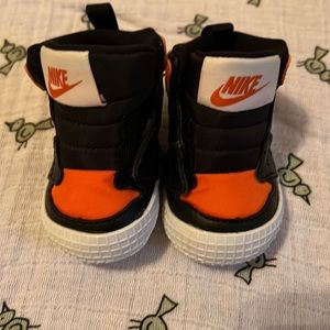 1c Air Jordan 1 shattered backboard orange and black